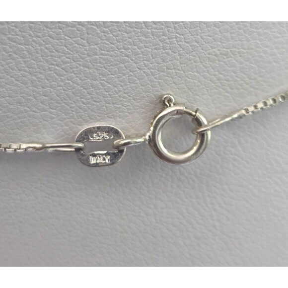 Vintage Sterling Silver Butterfly Pendant Necklace Chain 925 Italy Stamped CW - Picture 4 of 7